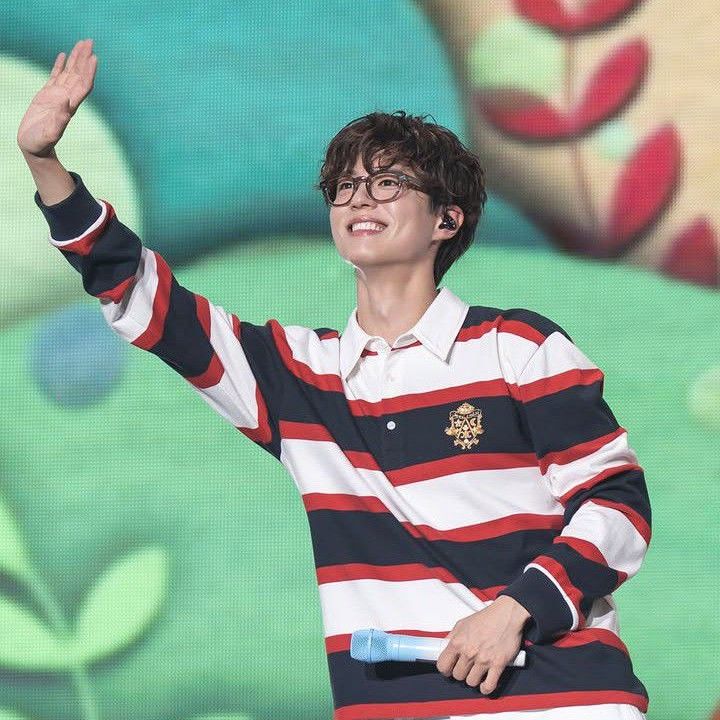Behind-the-scenes cut of Park Bogum