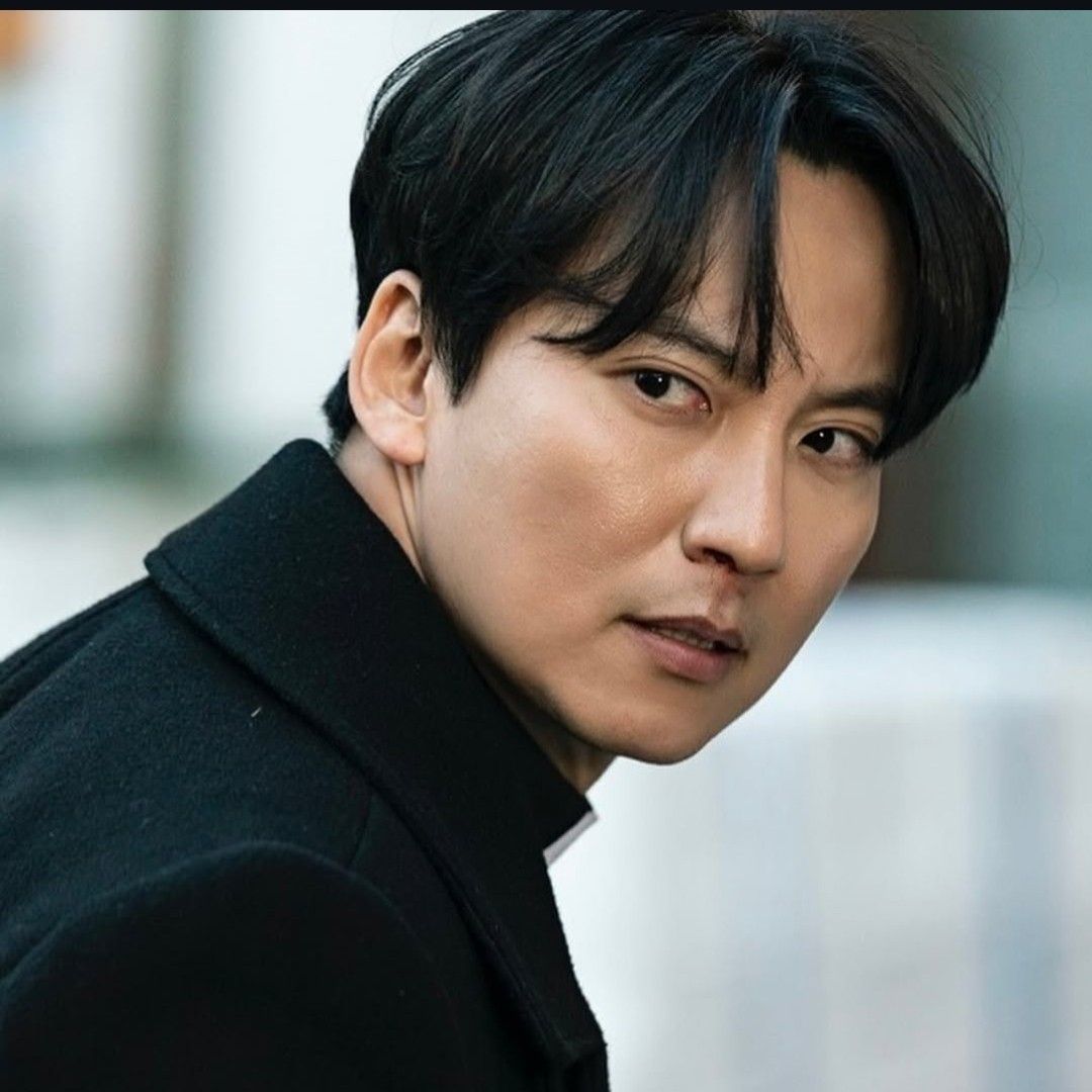 Recent activity shot of Kim Namgil