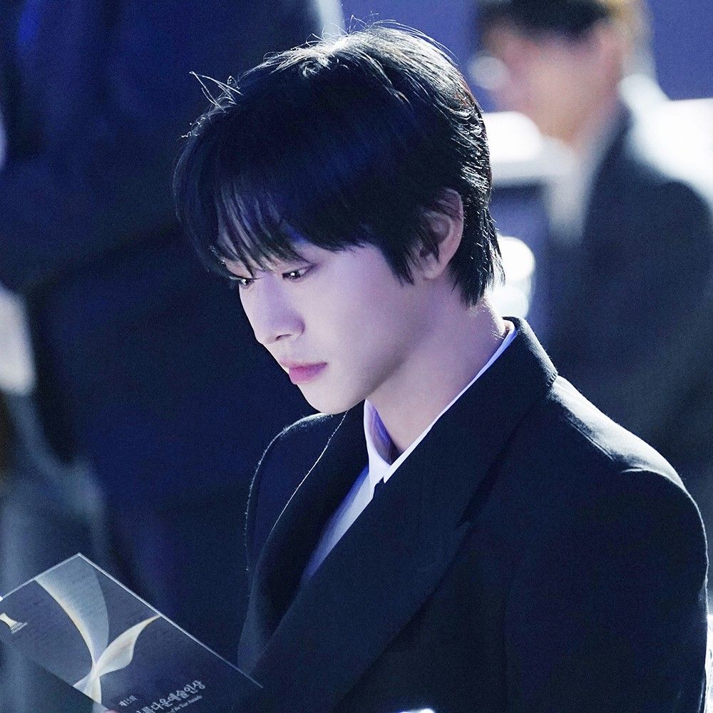 Recent activity shot of Ahn Hyoseop