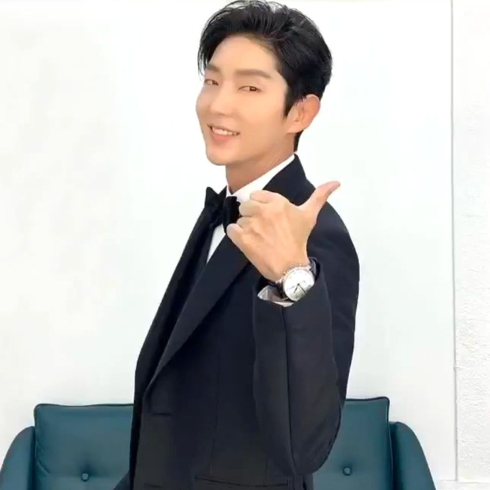 Recent activity shot of Lee Joongi