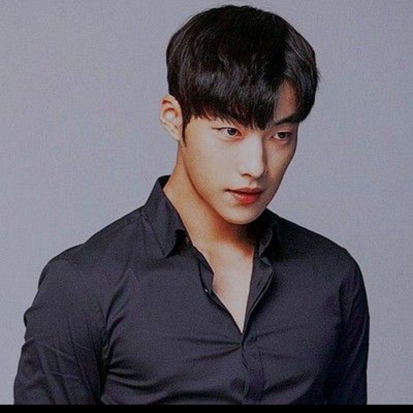 A moment captured by a fan of Woo Dohwan