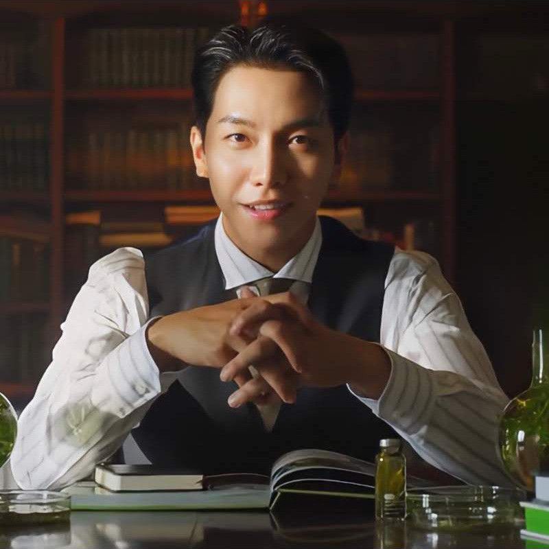 Foto kegiatan terbaru dari Lee Seunggi