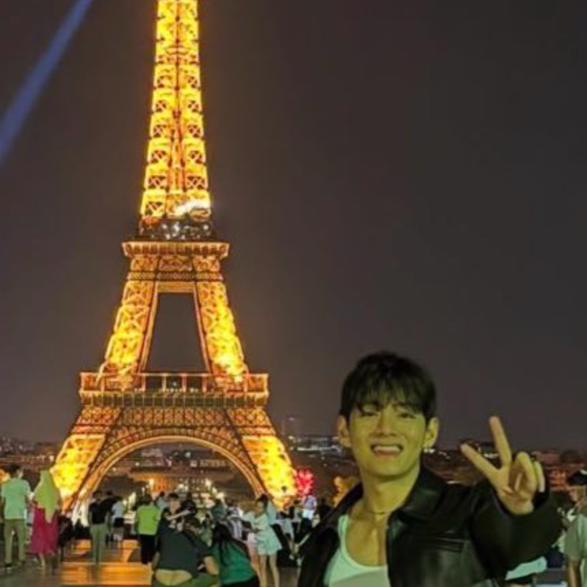 Latest photo of Kim Taehyung (V)