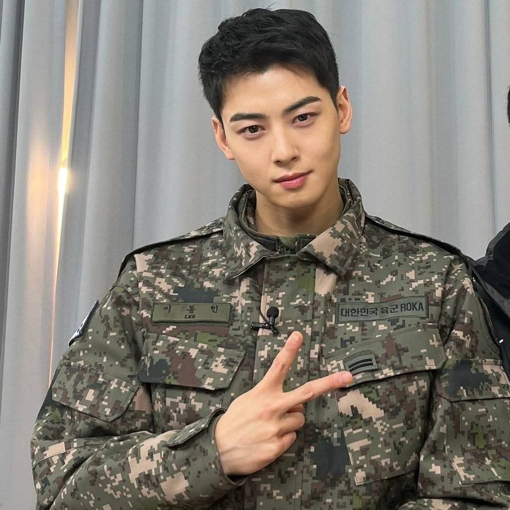 Momen yang diabadikan oleh penggemar Cha Eunwoo