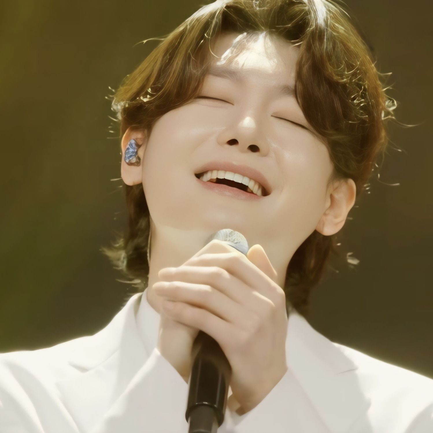 Latest photo of Kim Yongbin