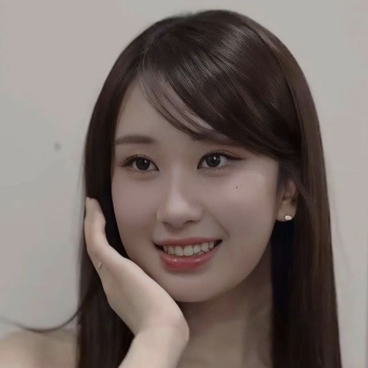 Foto terbaru dari Jeon Yujin