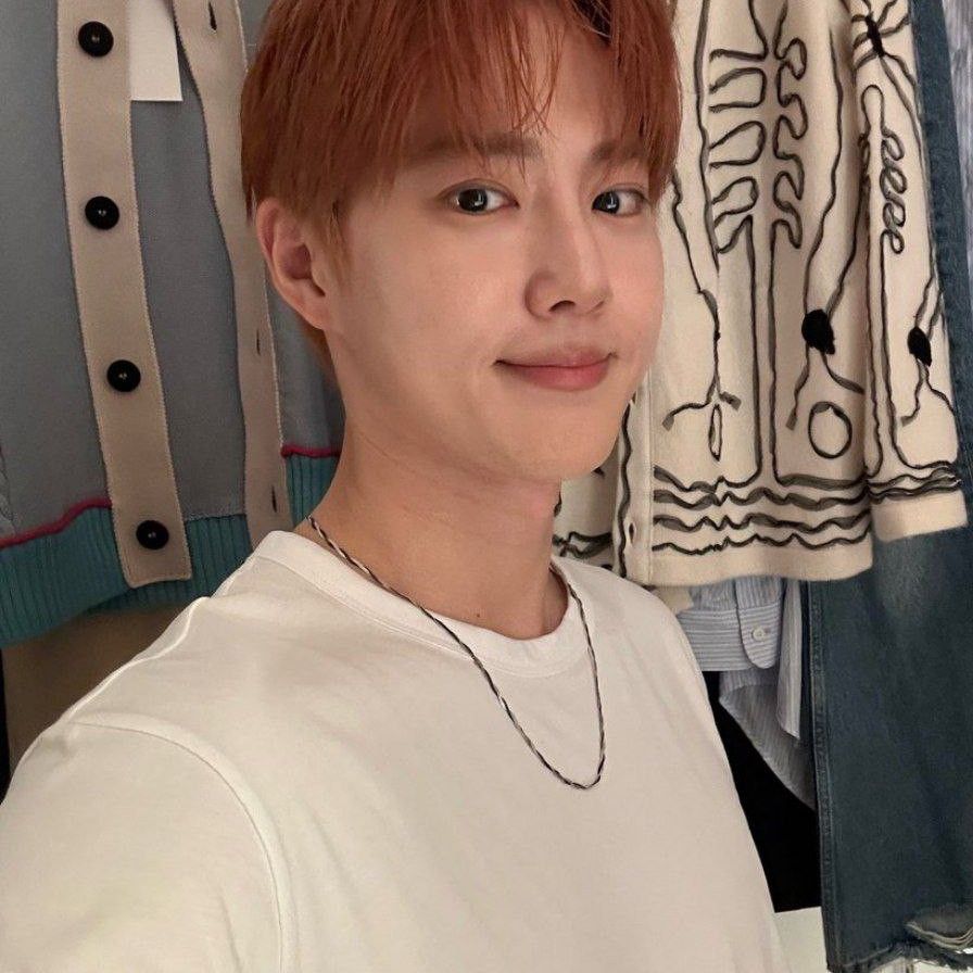 Latest photo of Suho