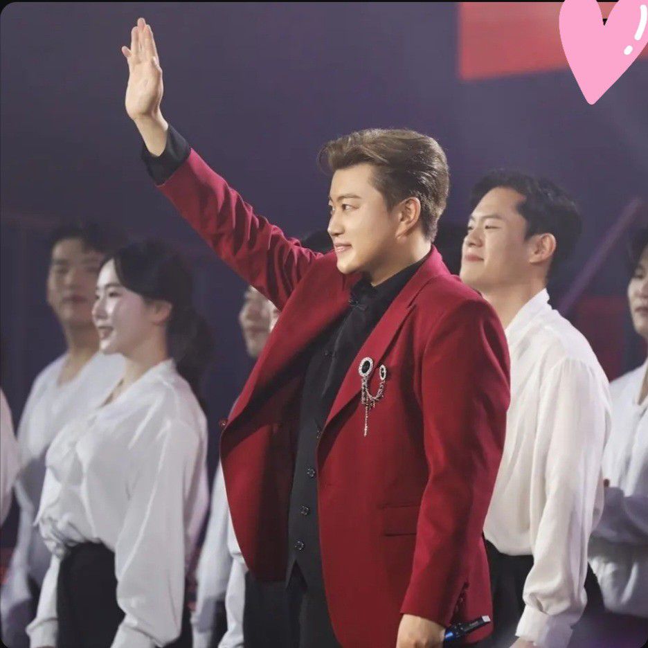 A moment captured by a fan of Kim Hojoong