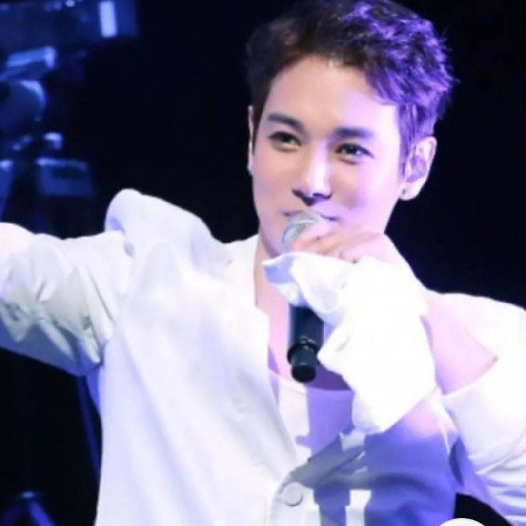 Latest photo of Hwanhee