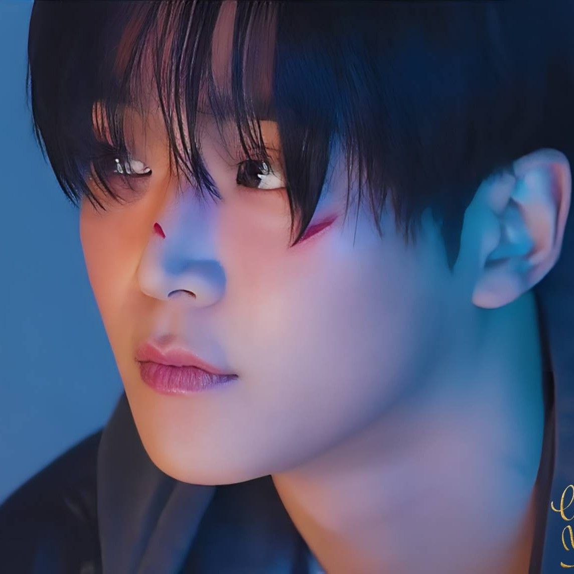 Foto terbaru dari Rowoon