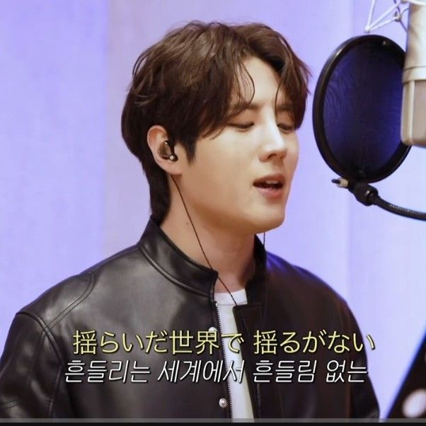 Behind-the-scenes cut of Kim Jungyeon