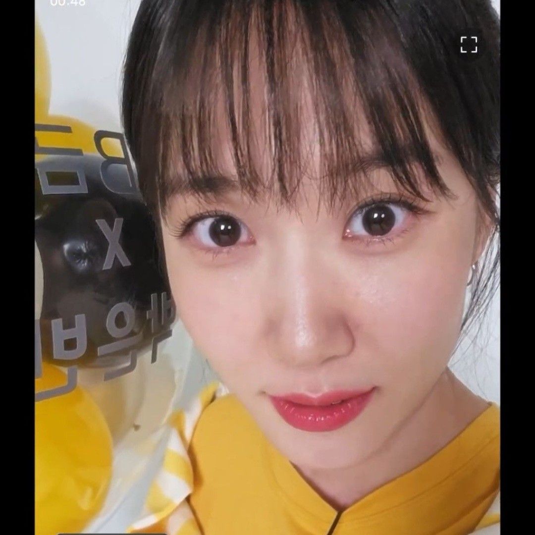 Behind-the-scenes cut of Park Eunbin