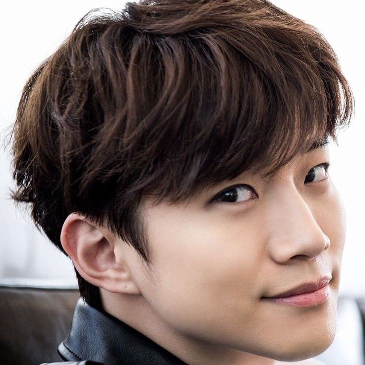 Cuplikan di balik layar dari Lee Junho