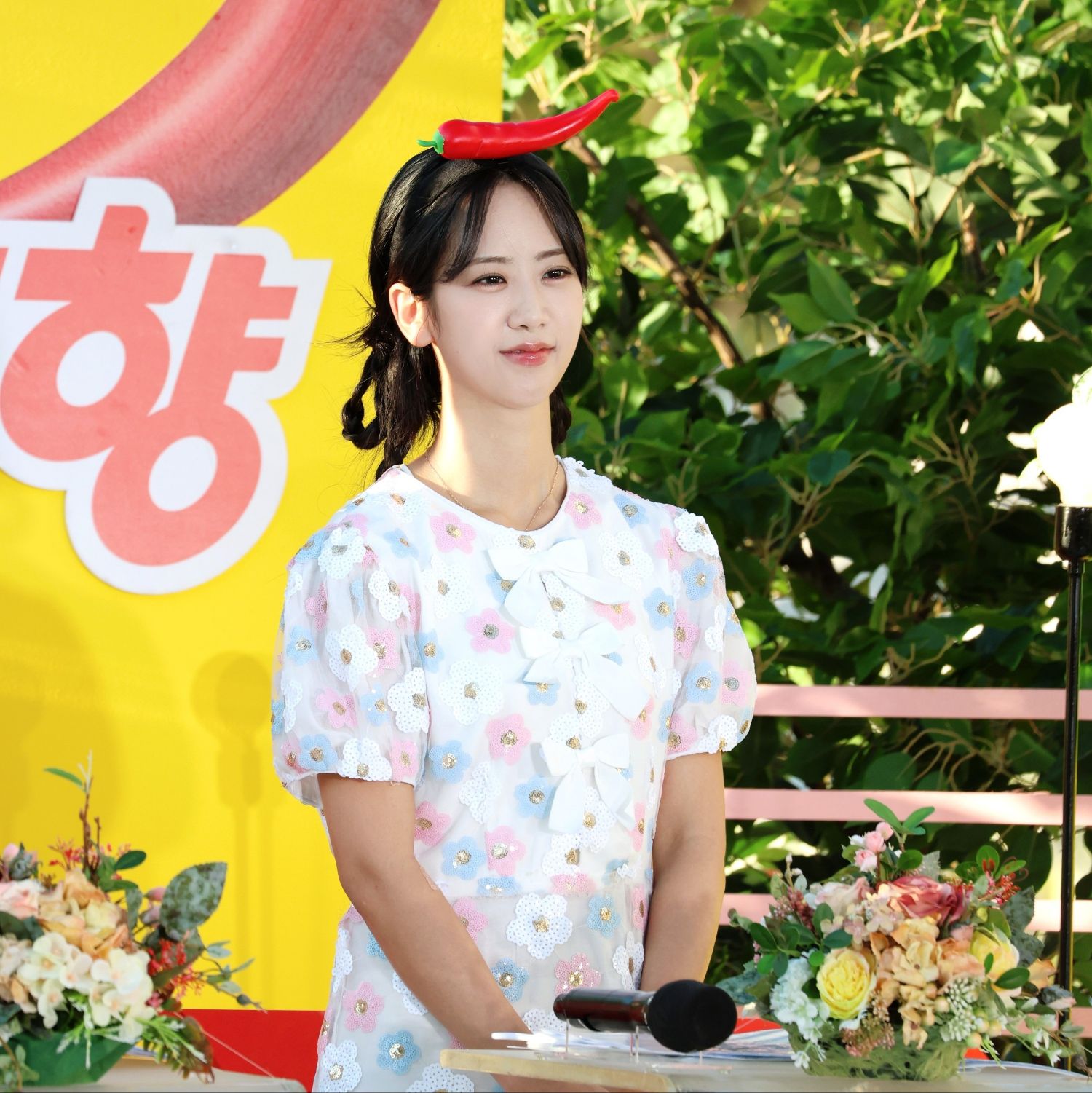 Foto terbaru dari Kang Hyeyeon