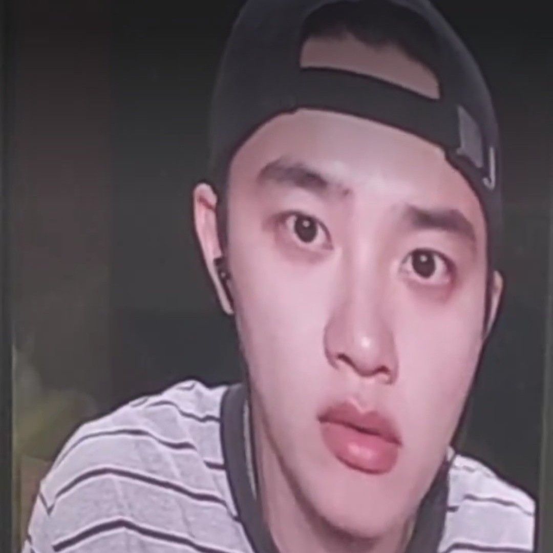 Behind-the-scenes cut of Doh Kyungsoo (D.O.)