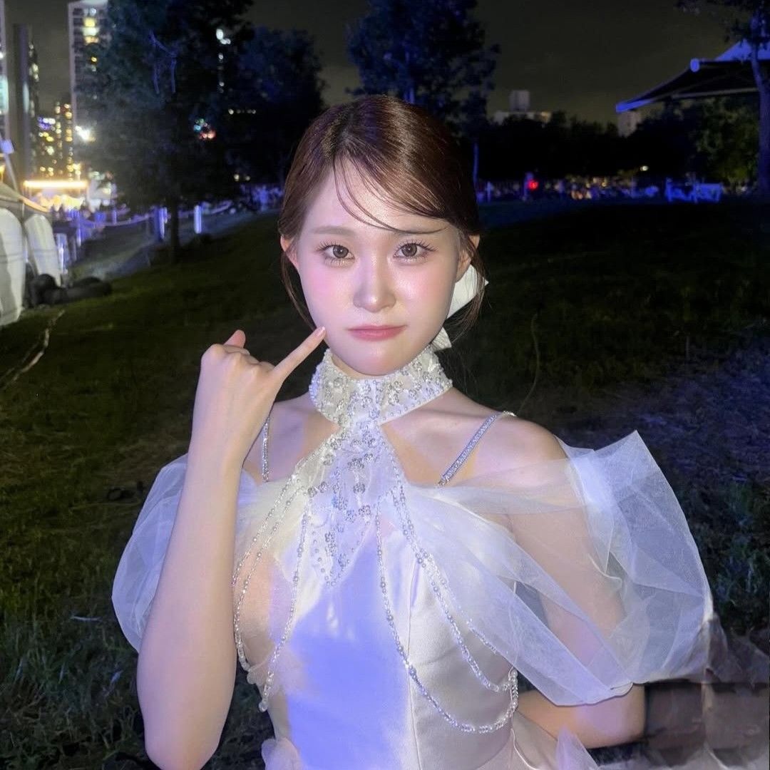 Latest photo of Kim Dahyun