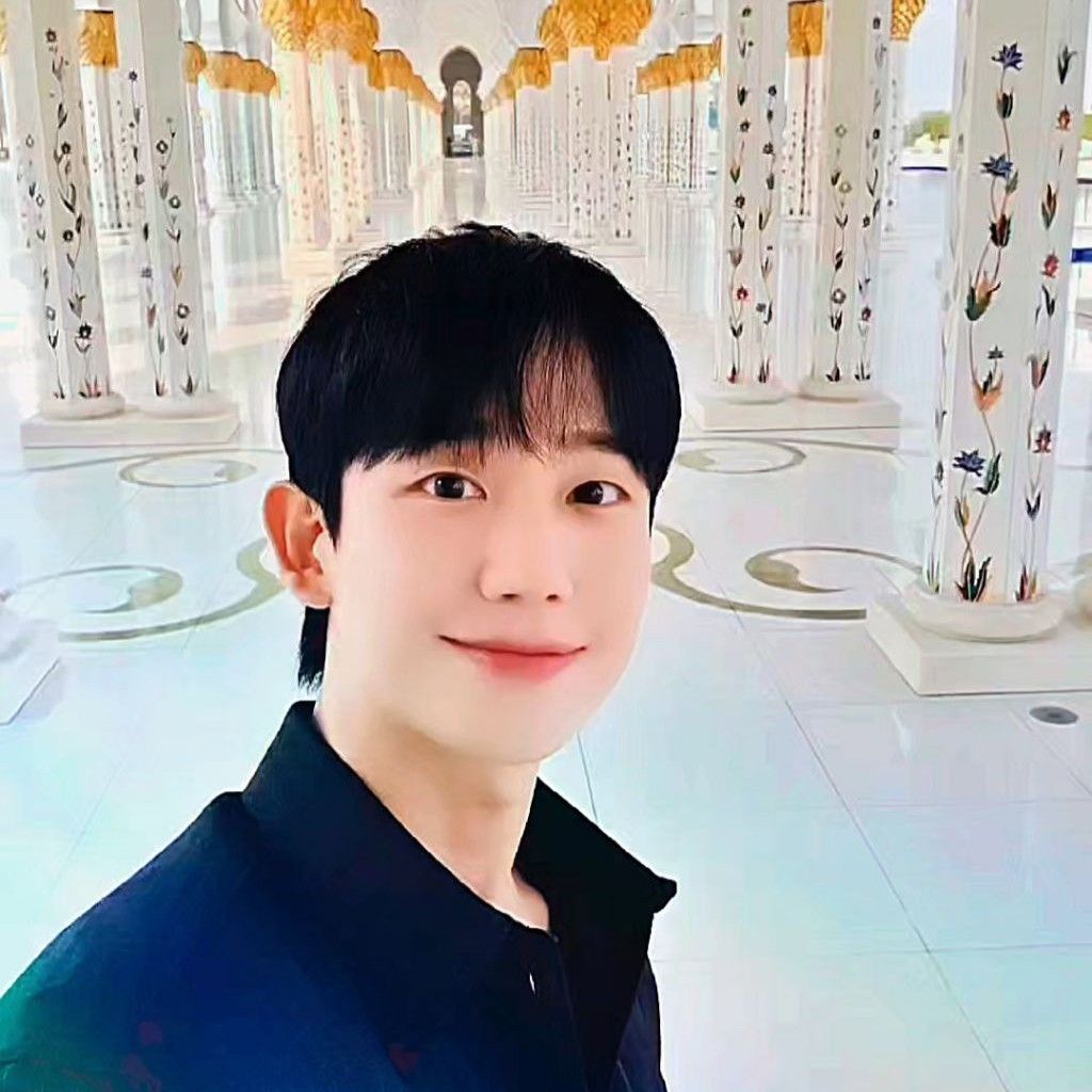 Recent activity shot of Jung Haein