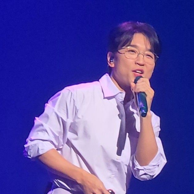 Behind-the-scenes cut of Bak Changgeun