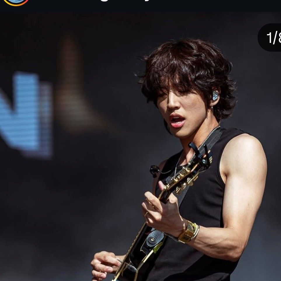 Latest photo of Lee Seungyoon