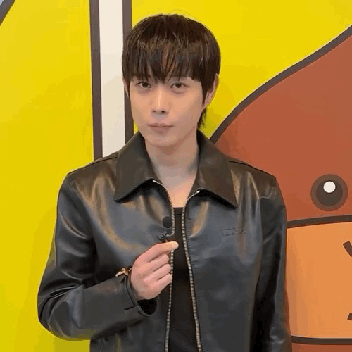 Behind-the-scenes cut of Kim Youngdae