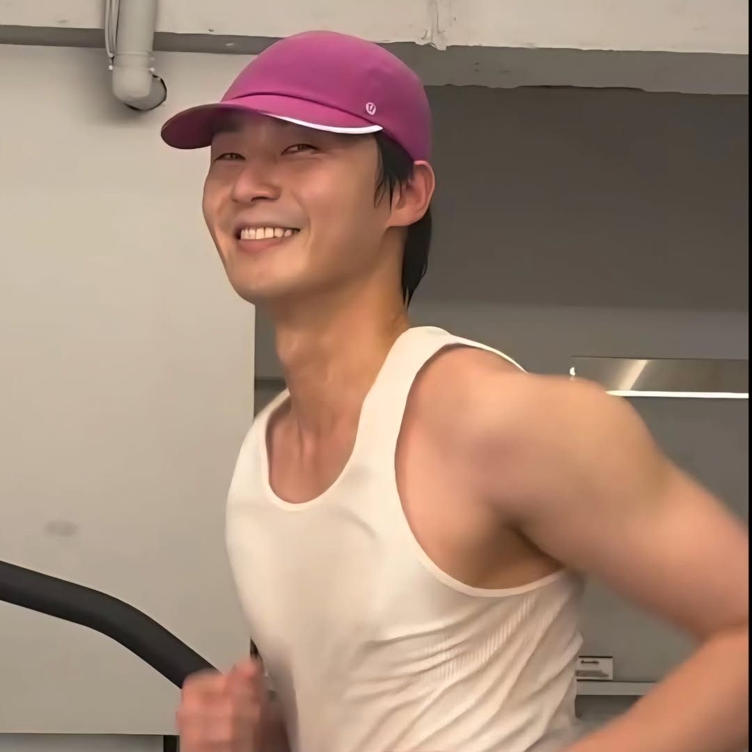 Behind-the-scenes cut of Park Seojoon