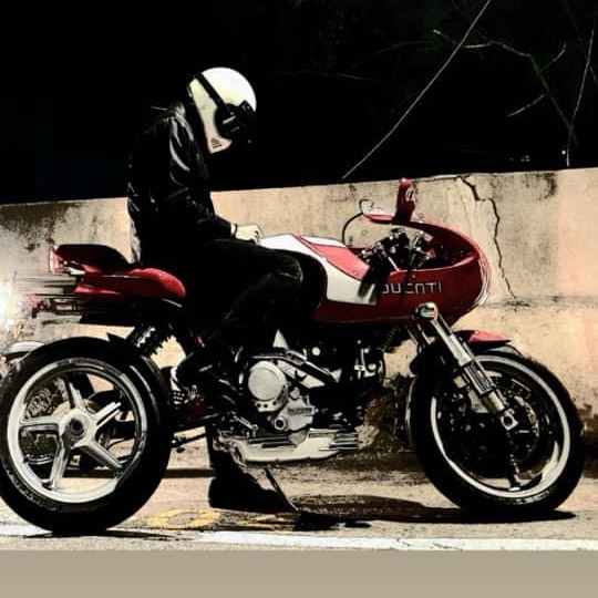 池昌旭的最新照片