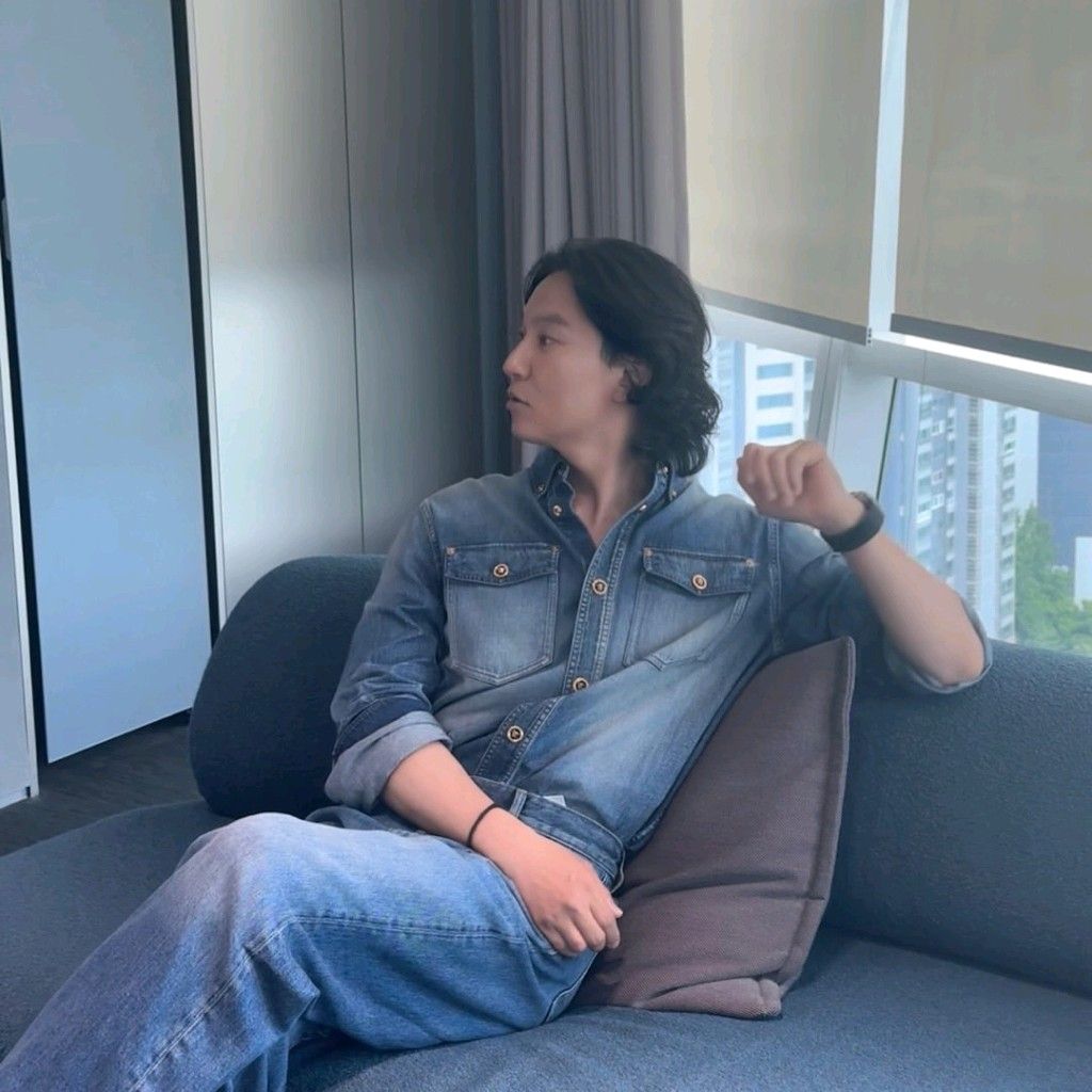 Recent activity shot of Kim Namgil