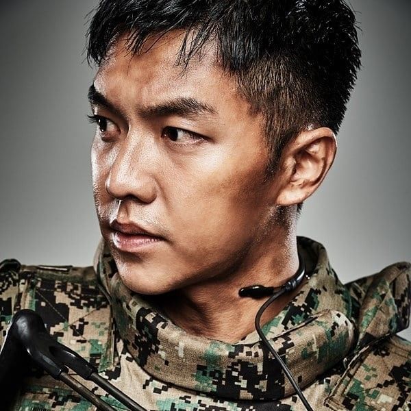 Cuplikan di balik layar dari Lee Seunggi