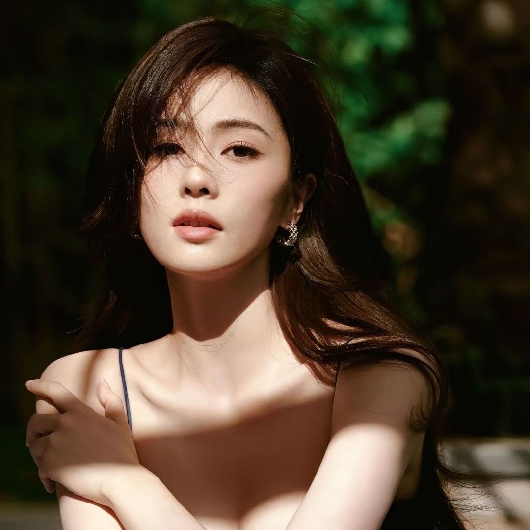 Behind-the-scenes cut of Bai Lu