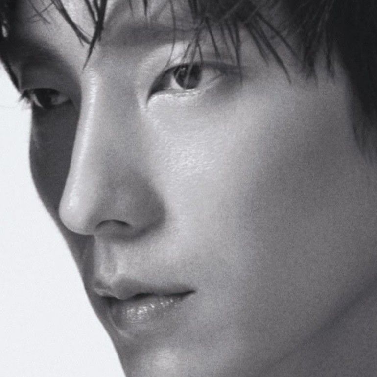 Latest photo of Lee Joongi
