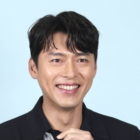 A moment captured by a fan of Hyun Bin