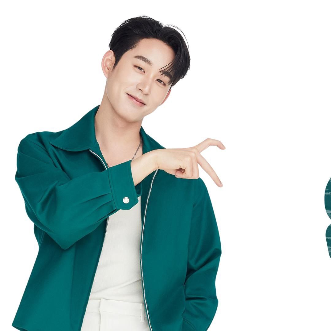 Latest photo of Est Supha Sangaworawong