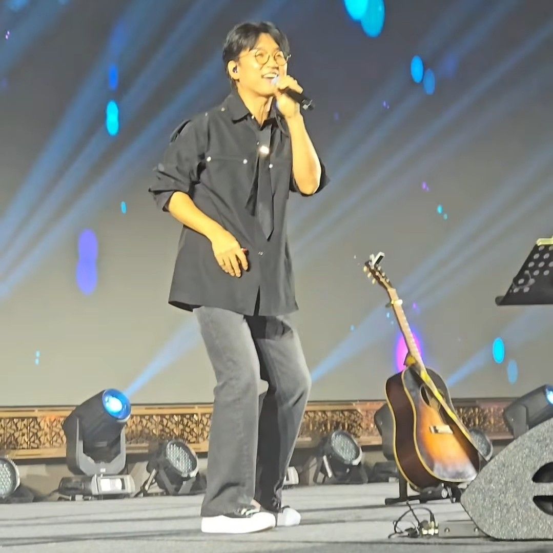 Recent activity shot of Bak Changgeun