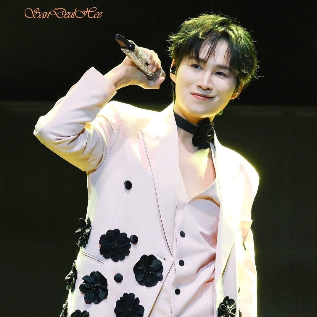 김희재의 비하인드 컷