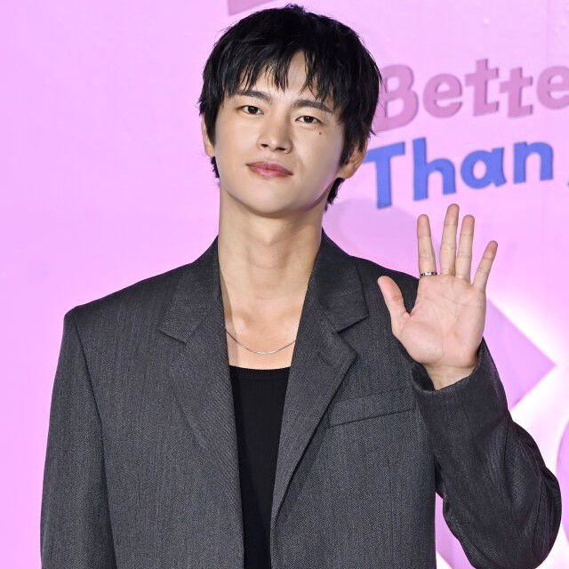 Behind-the-scenes cut of Seo Inguk
