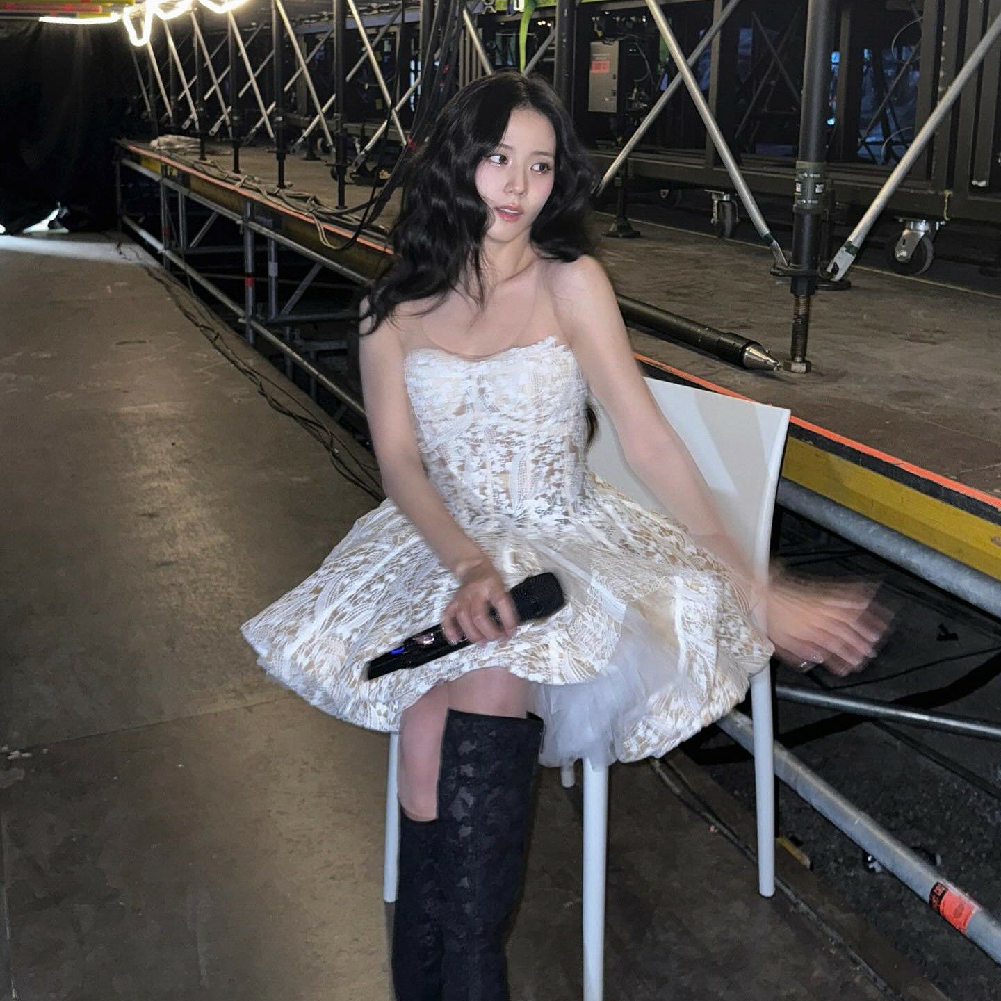 A moment captured by a fan of Jisoo (1995)
