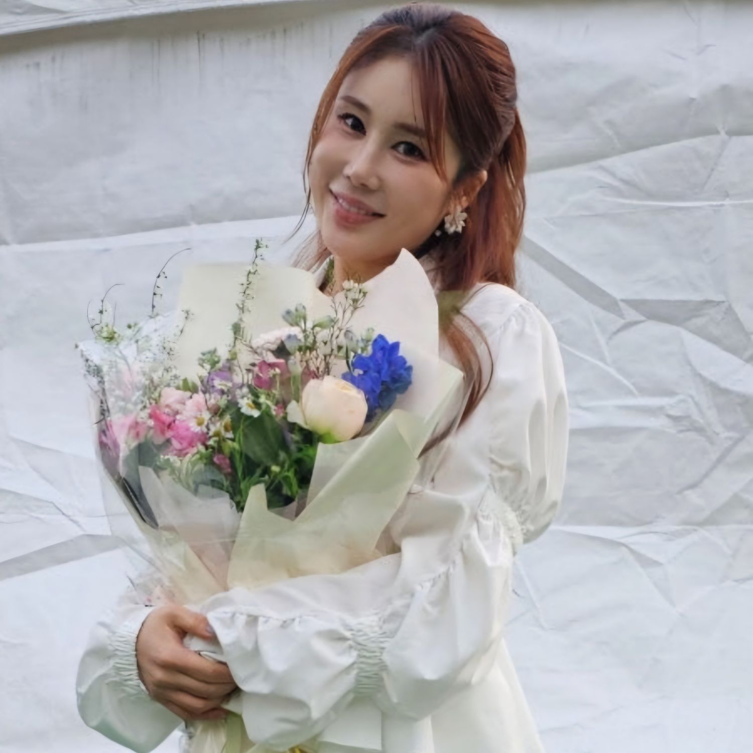 Cuplikan di balik layar dari Kim Soyou