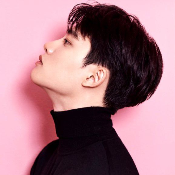 Foto terbaru dari Doh Kyungsoo (D.O.)