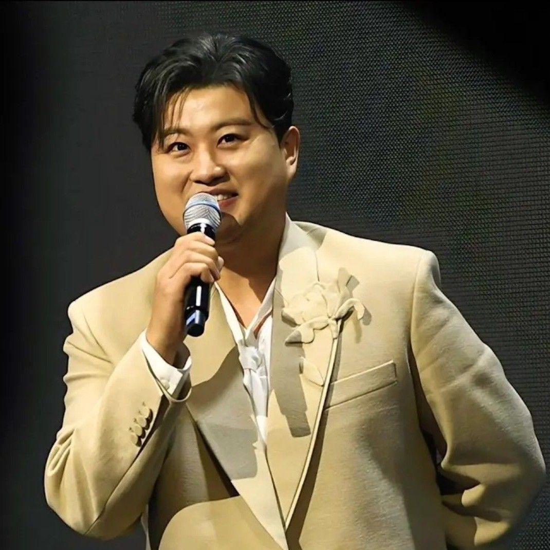 A moment captured by a fan of Kim Hojoong