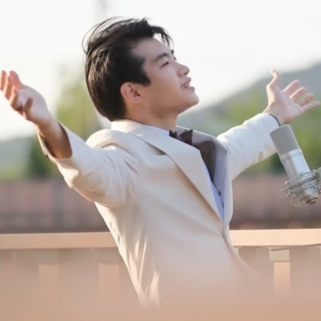 조명섭의 최신 사진