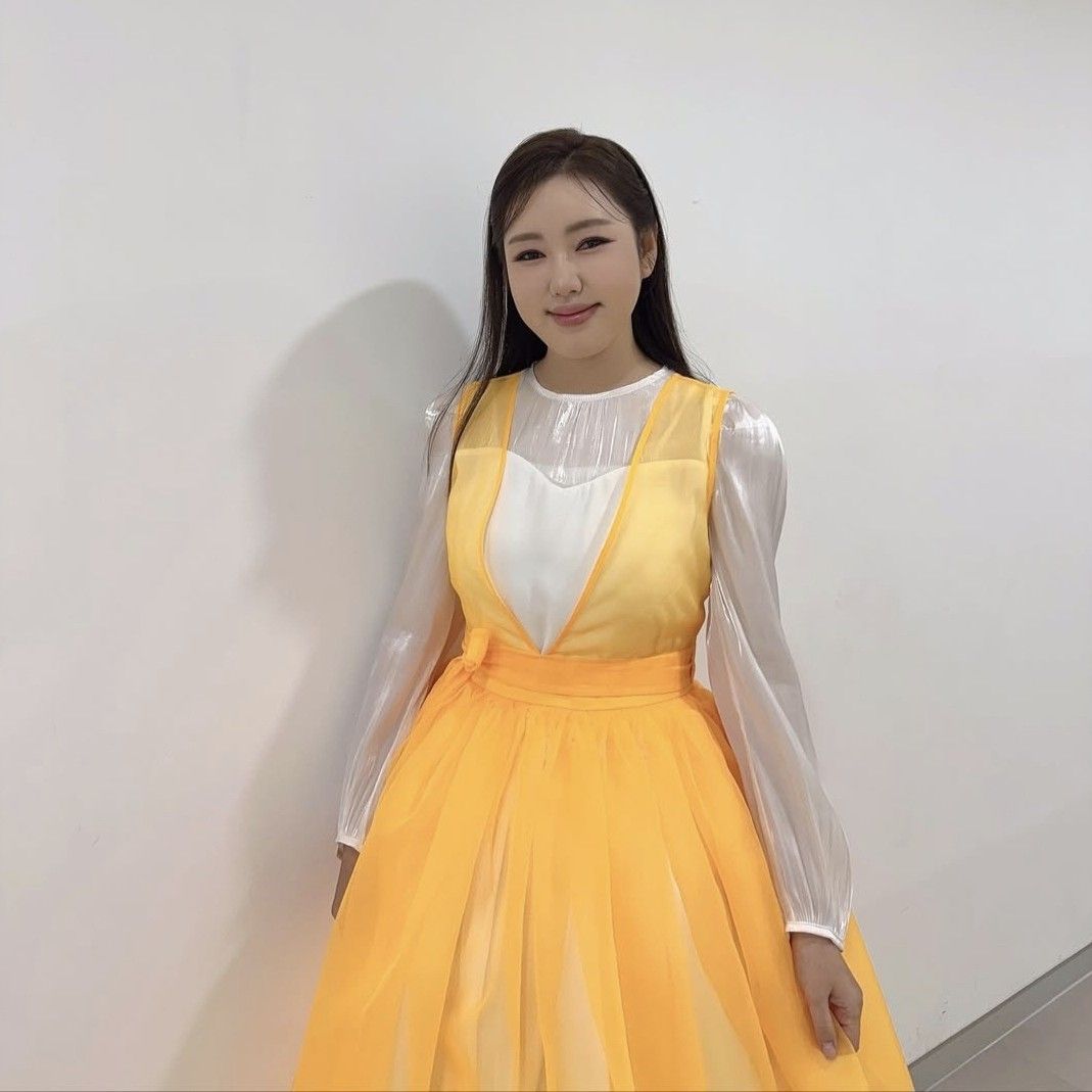 Momen yang diabadikan oleh penggemar Song Gain