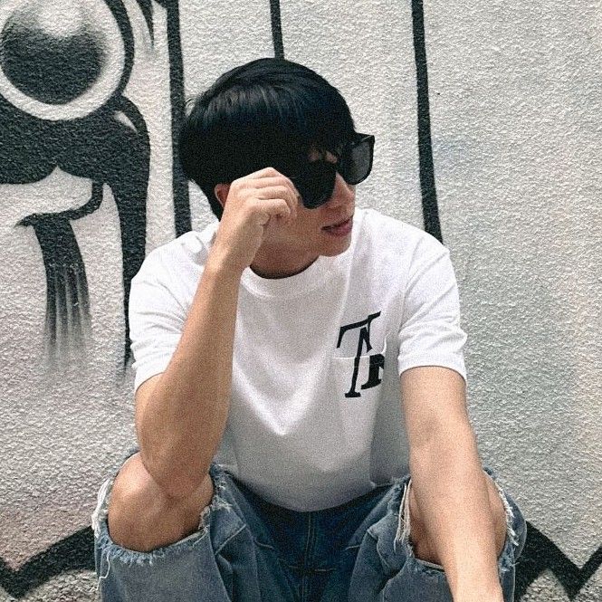 粉丝拍下的南优贤瞬间