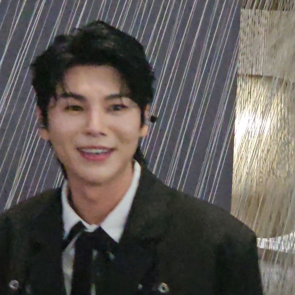 Behind-the-scenes cut of Kim Junsu (1991)