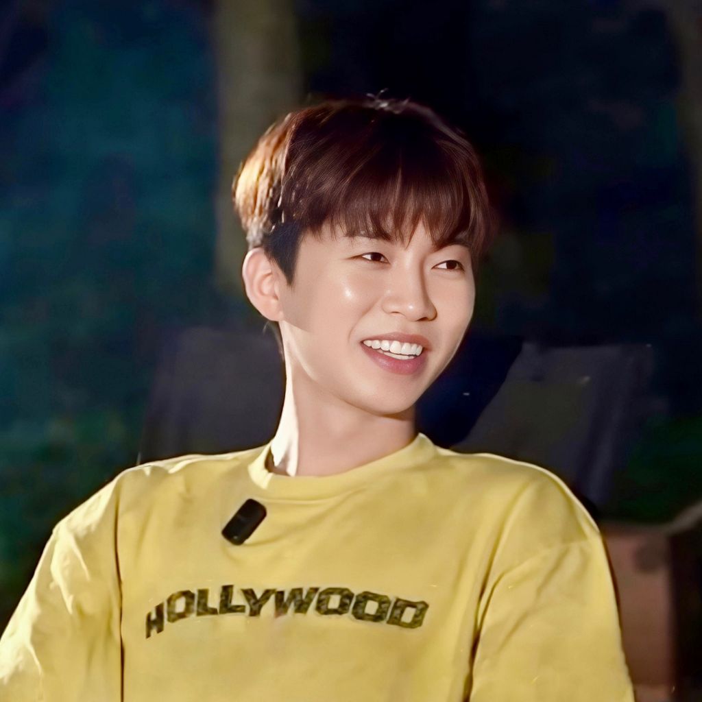 Foto kegiatan terbaru dari Lim Youngwoong