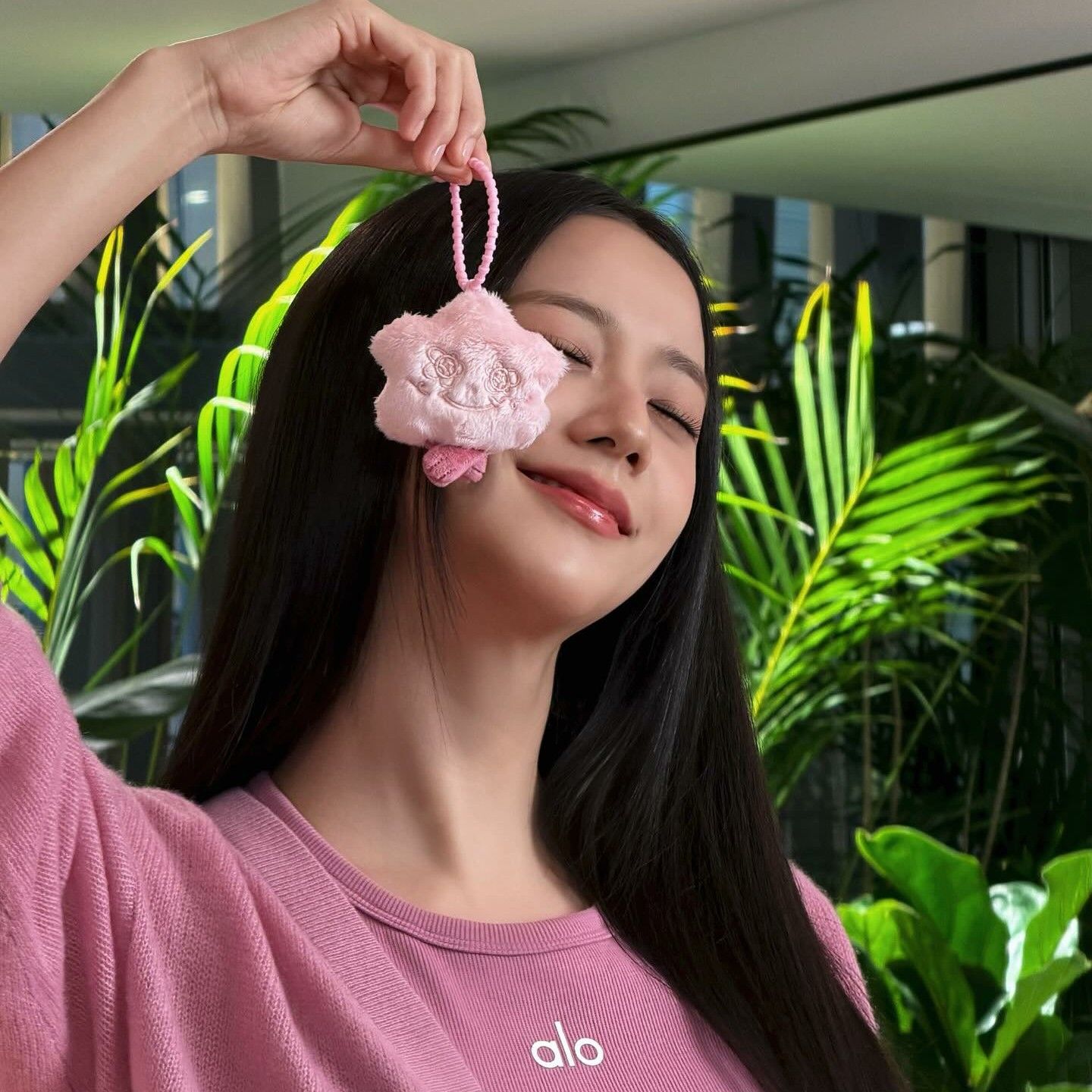 A moment captured by a fan of Jisoo (1995)