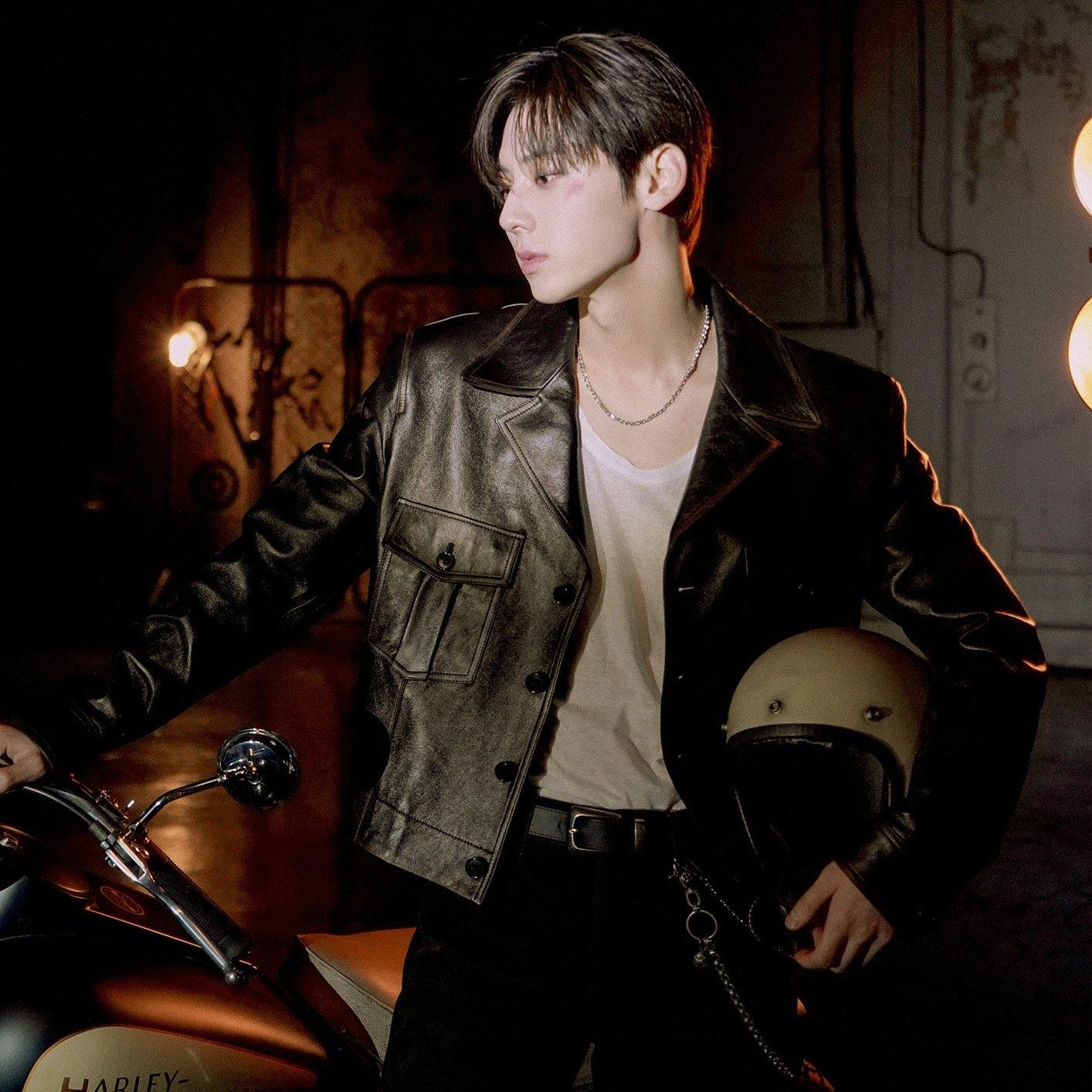 Latest photo of Hwang Minhyun