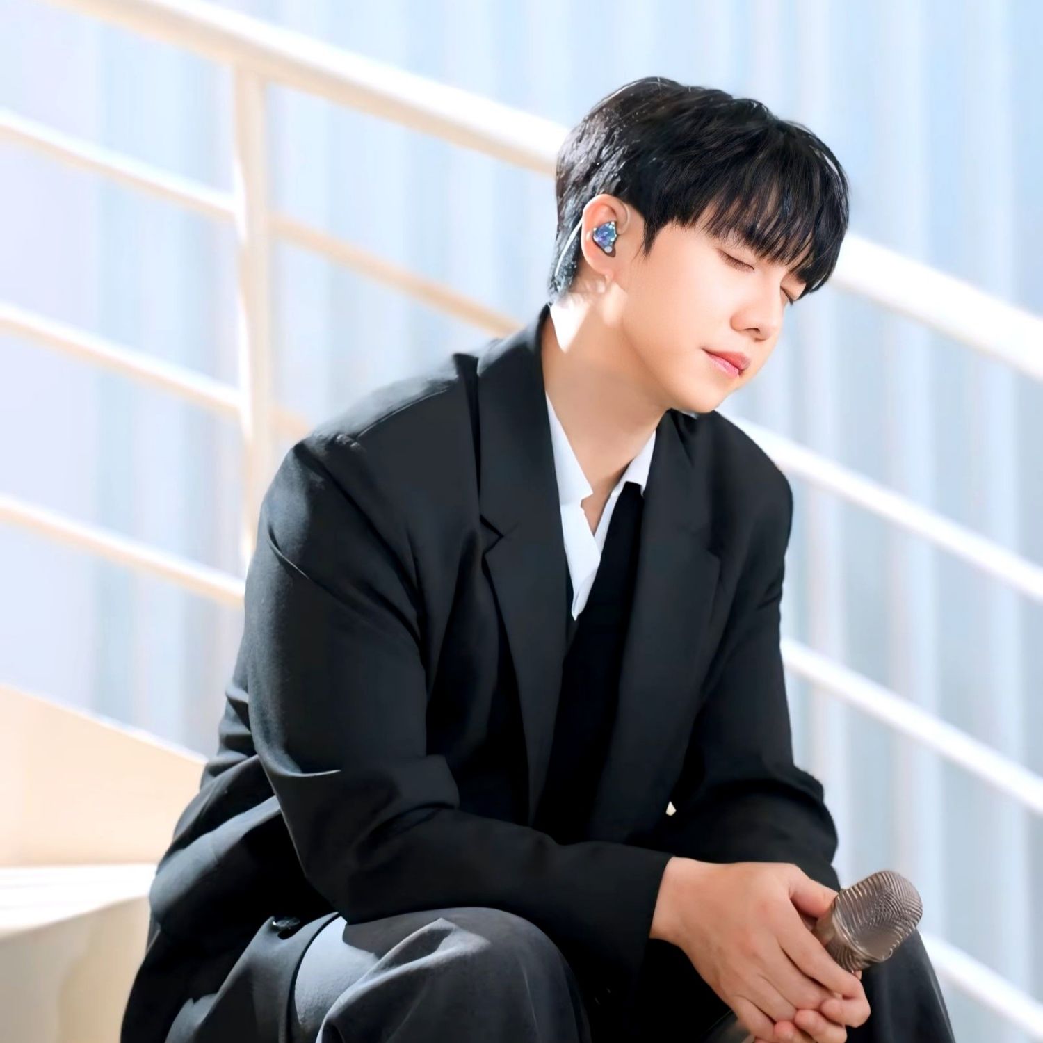 Latest photo of Lee Seunggi