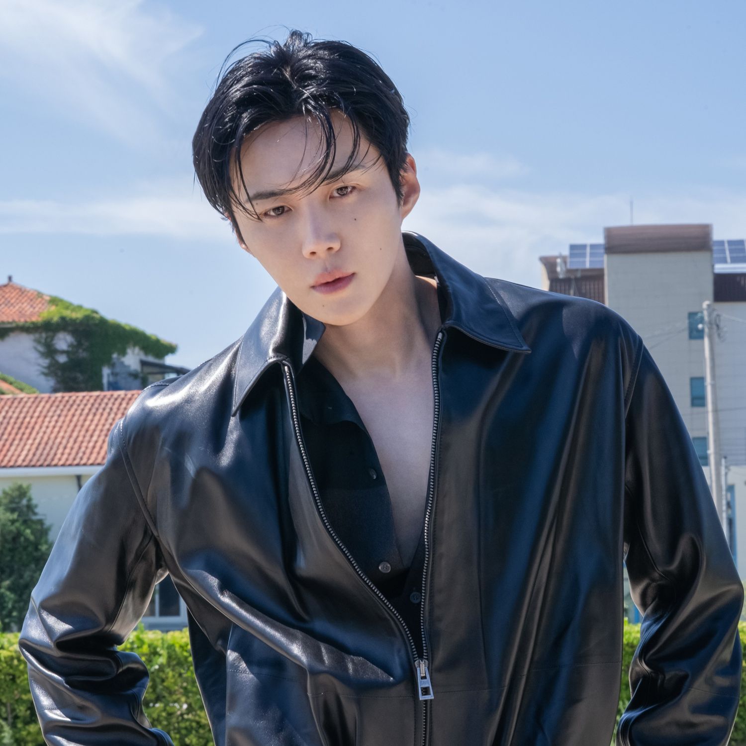 Behind-the-scenes cut of Kim Seonho