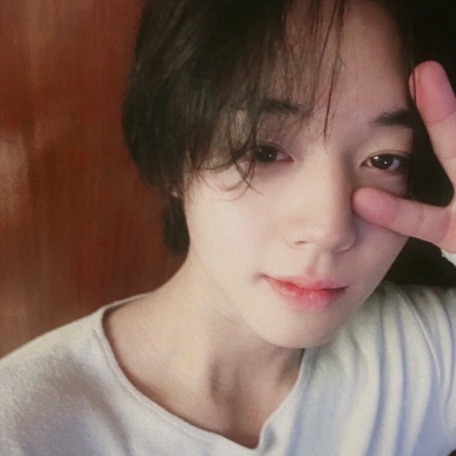 A moment captured by a fan of Park Jihoon