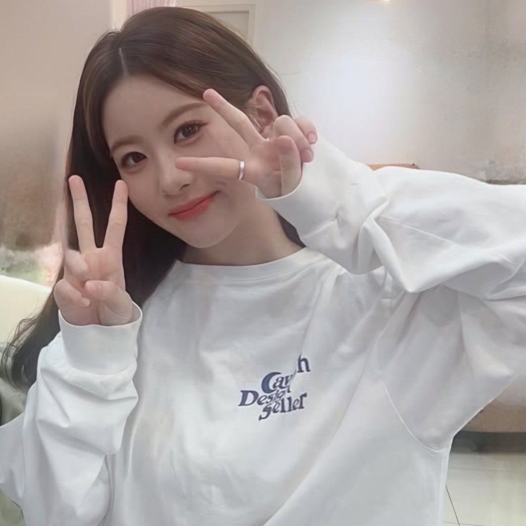 オ・ユジンの最近の活動ショット